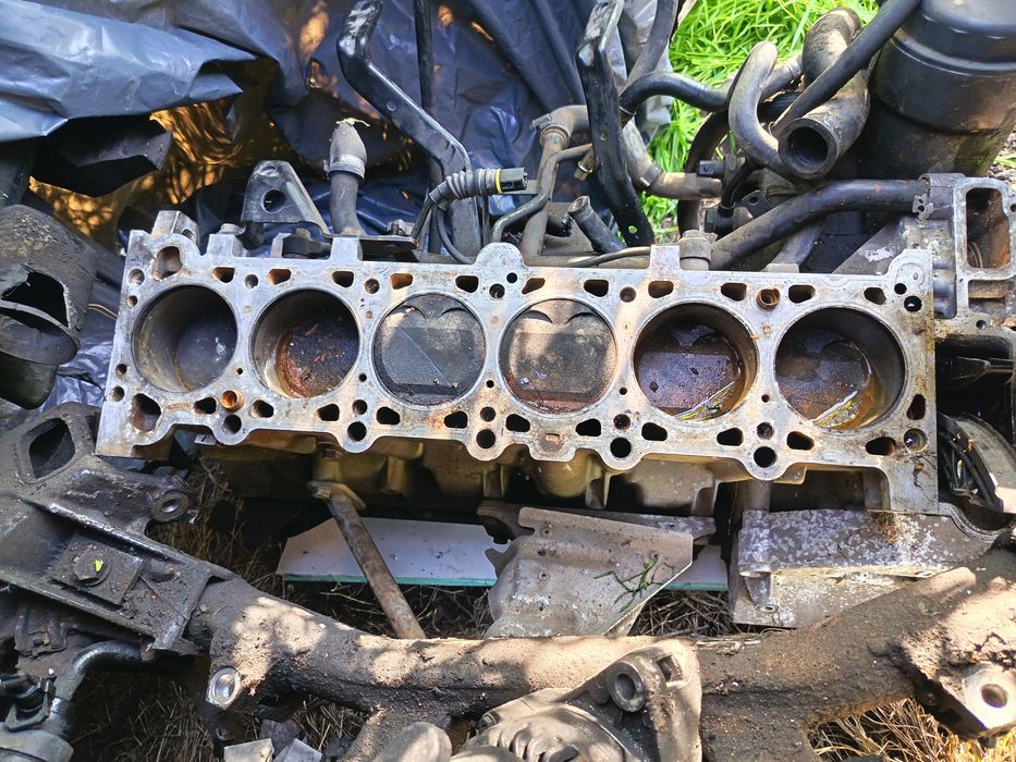 Блок от m52b20 e39 520i