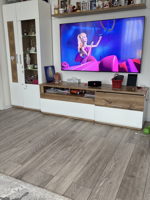 Mobila living dulap+ comoda+etajera