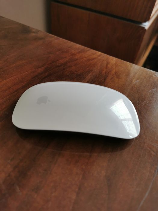 Мышь Magic mouse