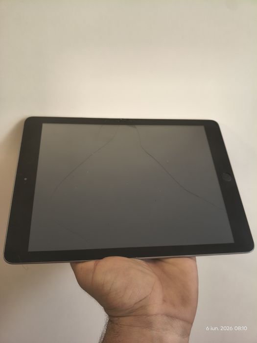 Vând iPad generația 6, 128gb