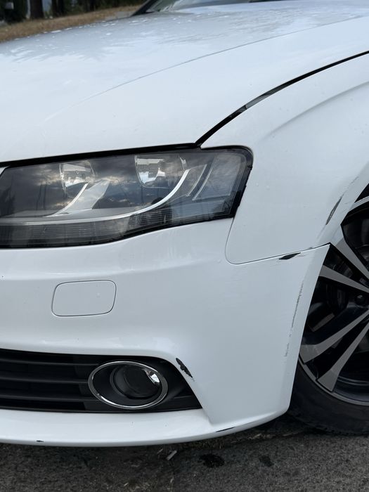 Audi A4 B8.
