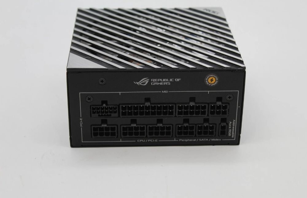 Asus Loki 1000w ROG SFX - L