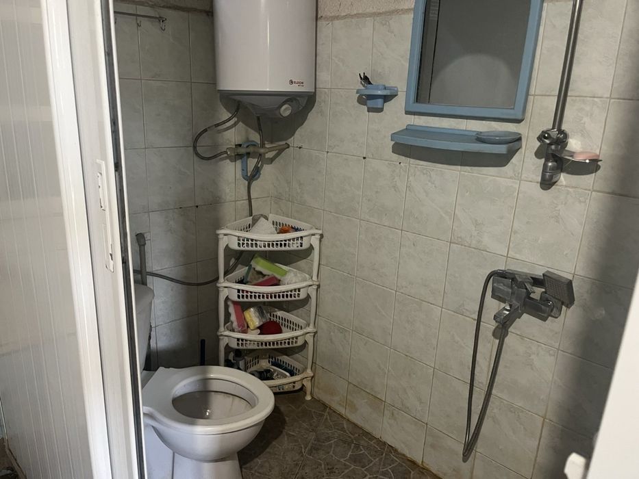 Къща в село Торос