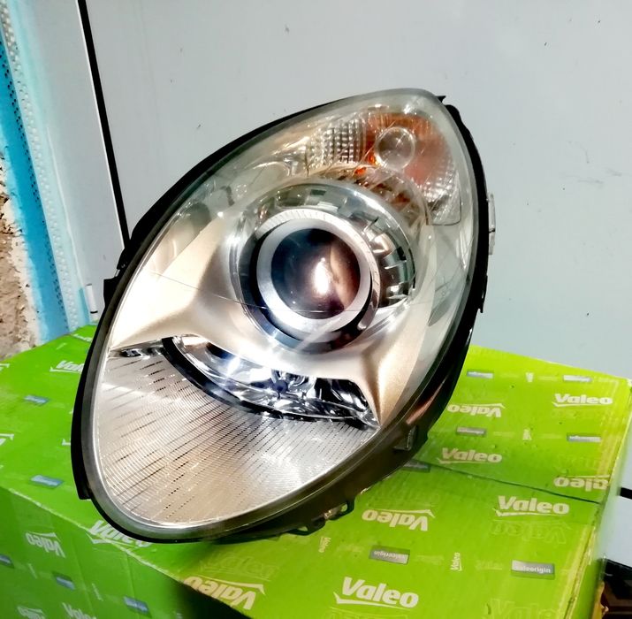 Фар Фарове за Мерцедес Р-класа В251 / Mercedes R-Class Minivan W251.