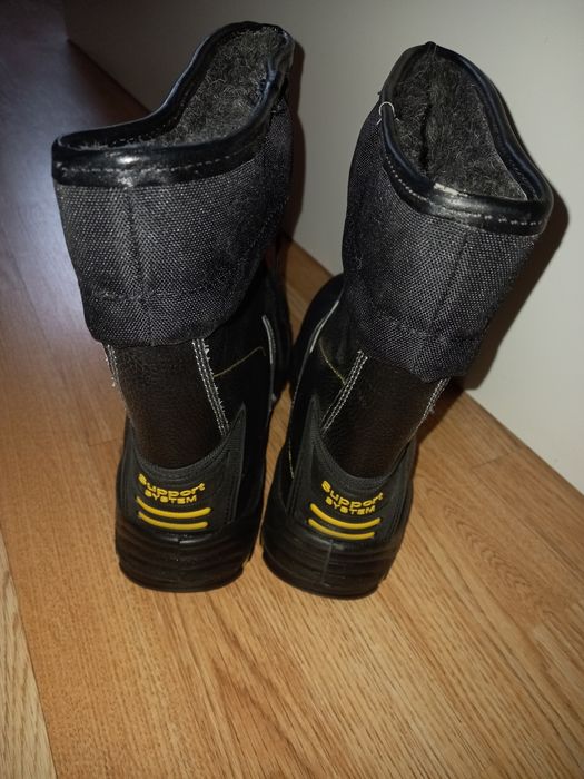 Рабочие сапоги Трейсер с КП/КС утеплённые. Натуральная кожа.