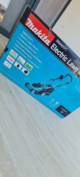 Makita Masina de tuns iarba  gazon Makita