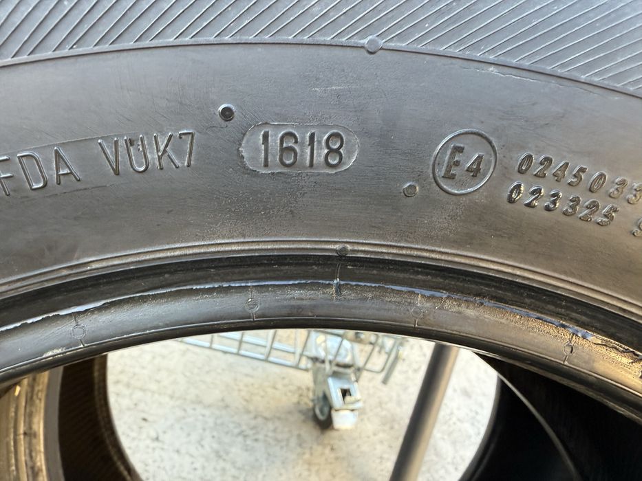 Vand Anvelope 215 70 R 16  Barum  Bravuris 4x4