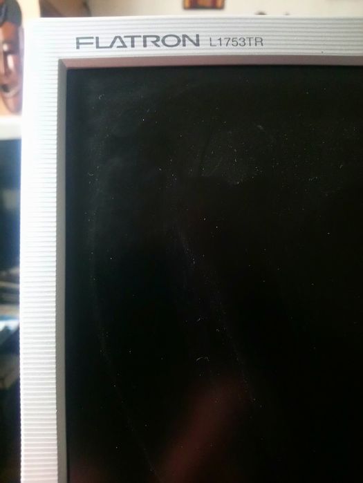Монитор LG- Fiatron