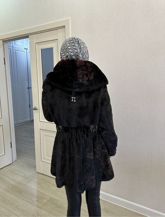 Норковая шуба цветная