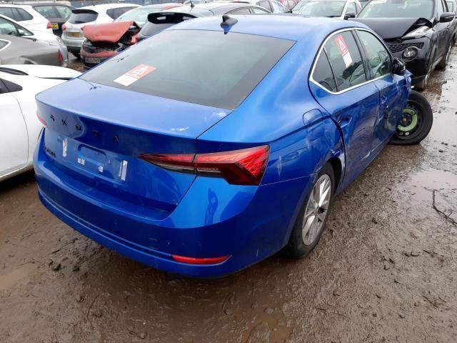 Dezmembrez Skoda Octavia 4 [2019 - 2022] Sedan 1.5 TSI (150 hp)