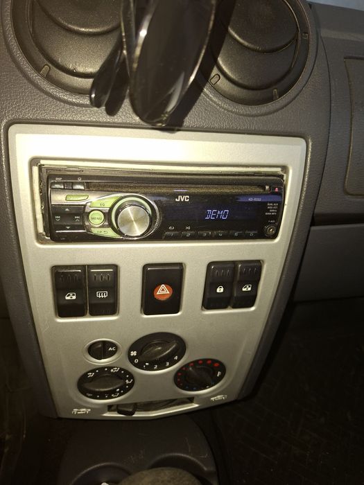 Dacia Logan 1.6 Benzină