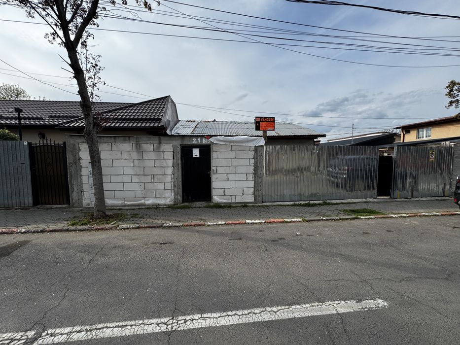 Teren 120 mp + casă veche de renovat / demolat – Voluntari, str. Anton Pann