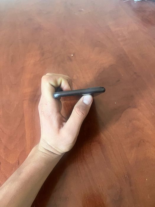 Iphone 8+ yaxshi narxda