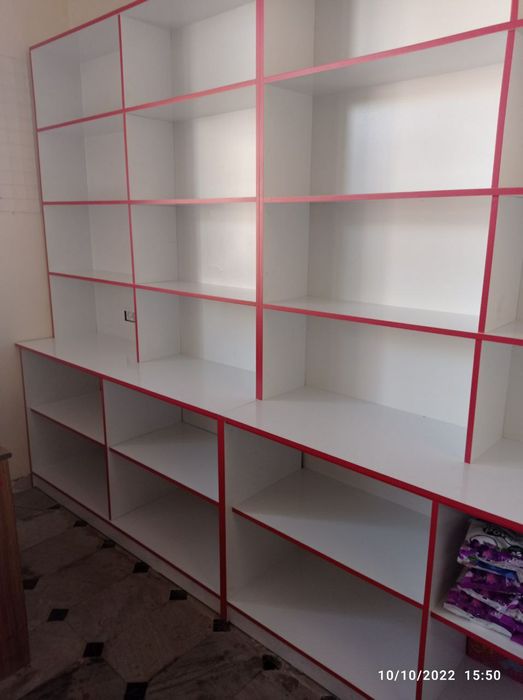 Витрина для магазина б/у