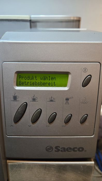 Aparat de cafea  cu boabe Saeco.Royal.