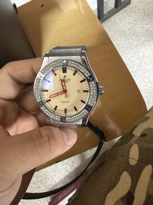 Продам часы унисекс