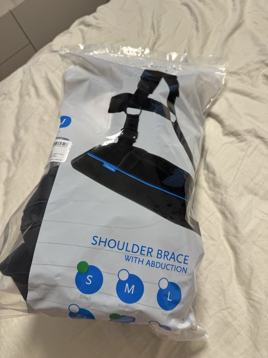 Шина за рамо с възглавница Ossur Formfit