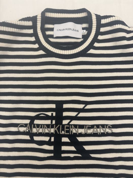 Calvin Klein пуловер