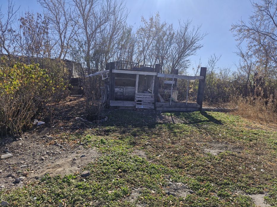 Продаётся дом( землянка)