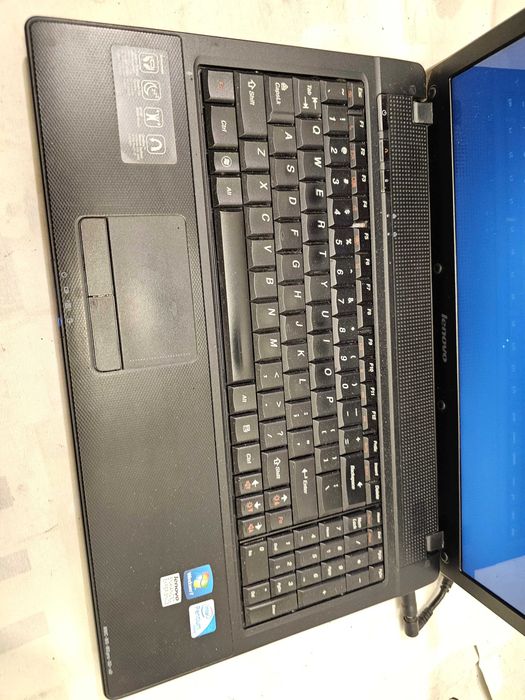 Display defect Laptop Lenovo G560