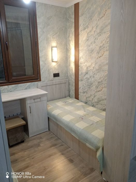 Сдается комната (с хозяйкой) .