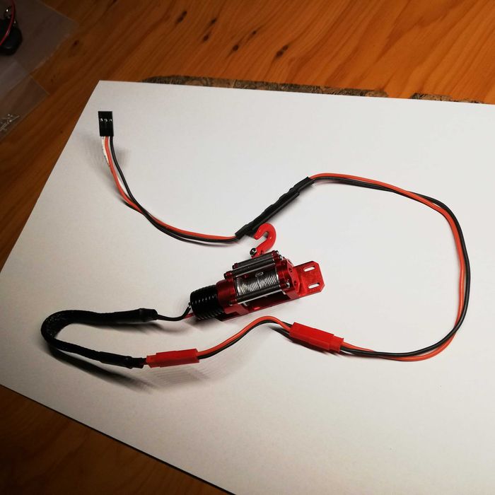 automodel adaptor electronic pentru comandare troliu din telecomanda