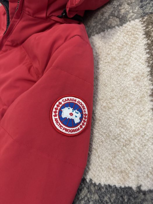 Дамско яке Canada Goose - 100% пух