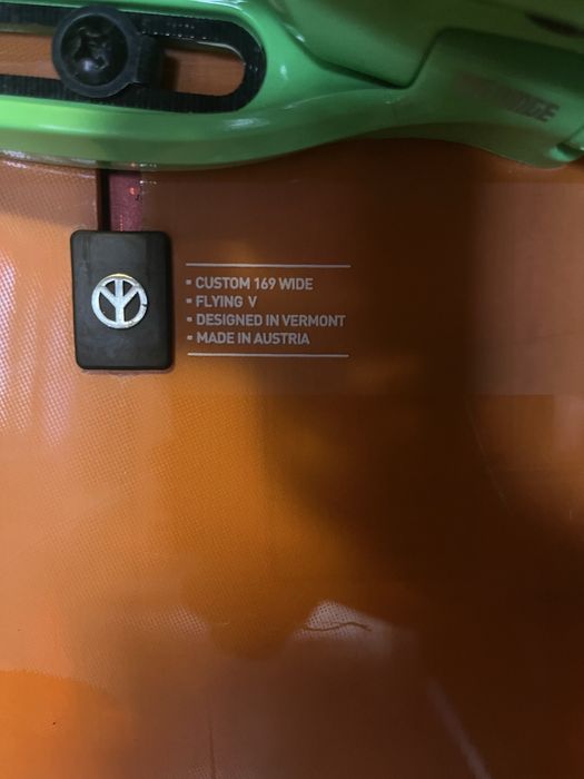 Snowboard burton custom 69w