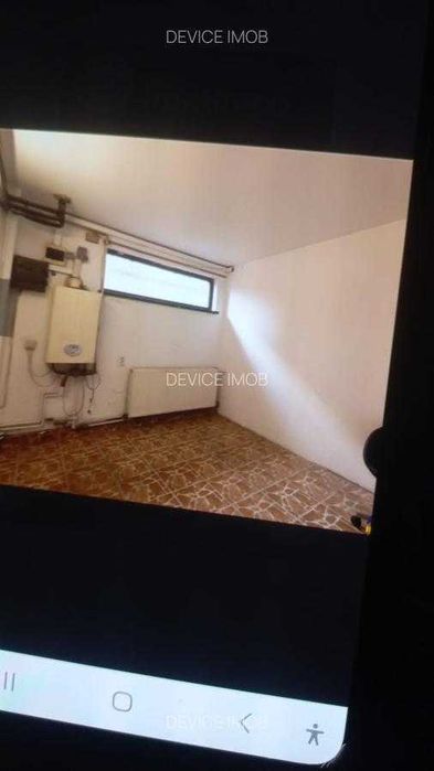 Spatiu comercial intare si utilitati separate