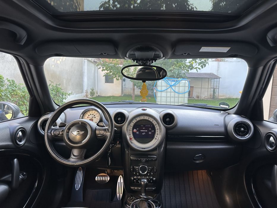 MINI Countryman Cooper S ALL4 JOHN COOPER WORKS original. Automata