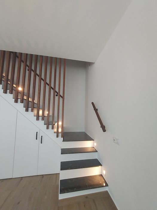 Închiriez apartament