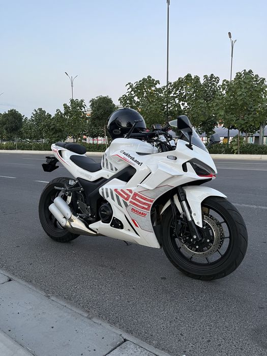 Ducasu 400 RR full 2026