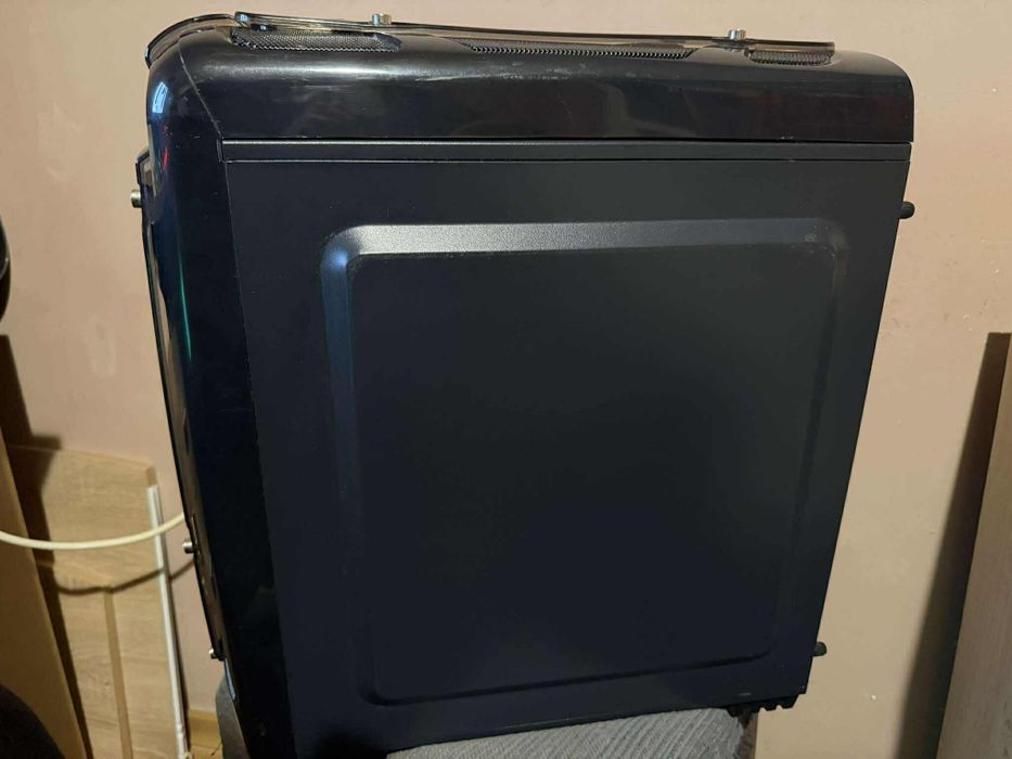 Геймърски компютър + ПОДАРЪК Монитор Asus VS228