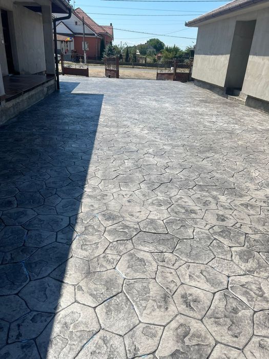 Beton amprentat elicopterizat casă gard construcții pavaj tencuială pavele decorativa ieftin amenajări terase curți lac întreținere piatra