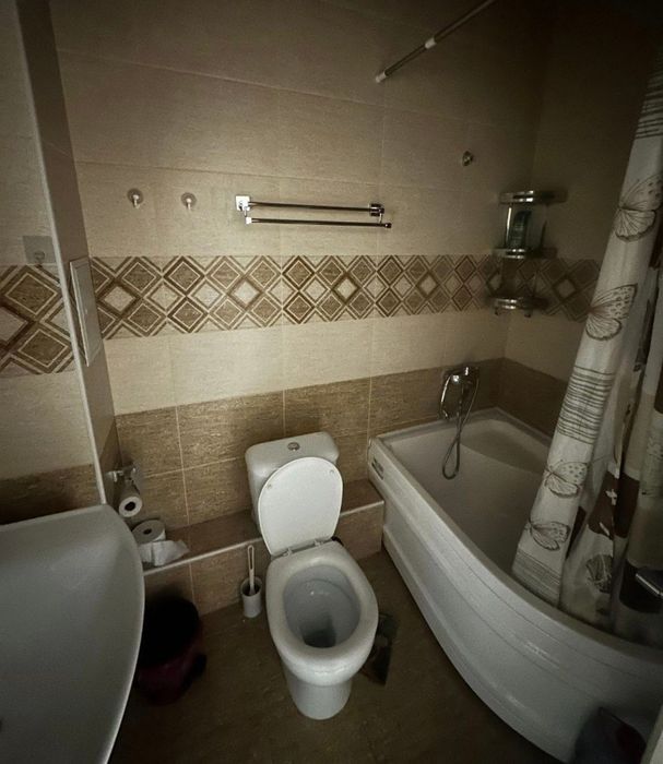 Кадишева 550$ 3 ком