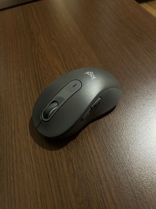 Logitech M650 Wireless Bluetooth безжична офис мишка