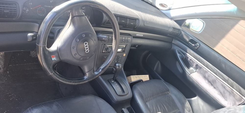 AUDI A4 1995 — imagine 1