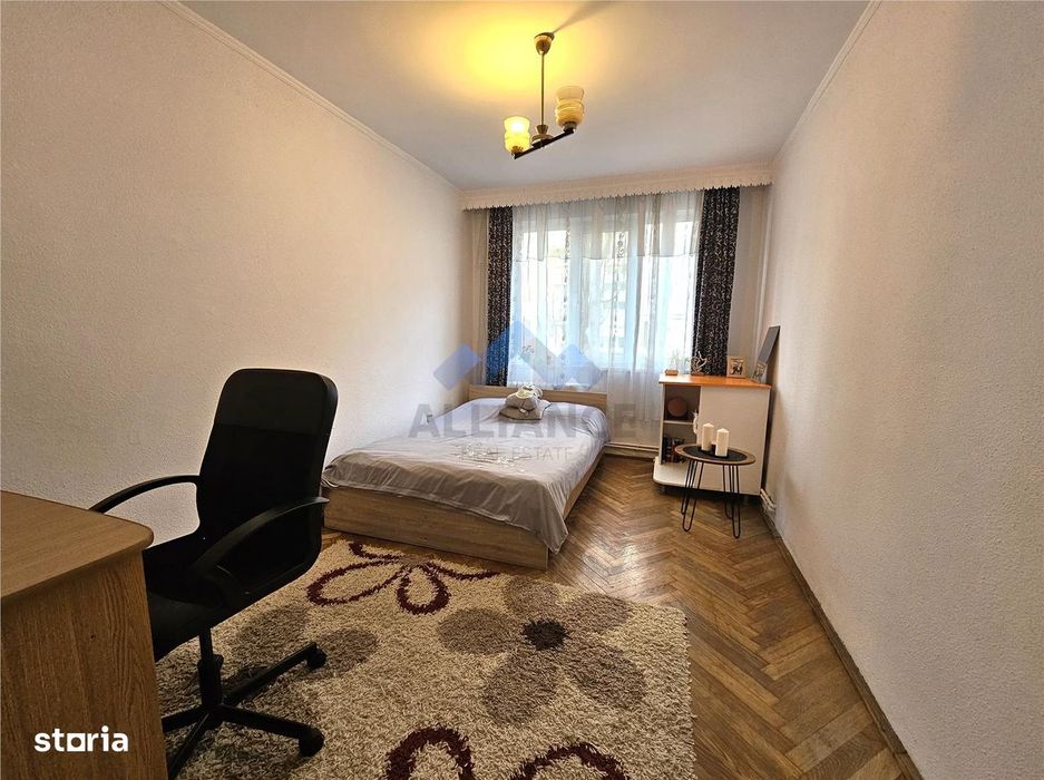 Piata Voievozilor, apartament cu 2 camere, decomandat