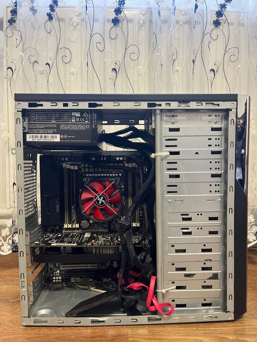 Pc gaming foarte bun calitate preț