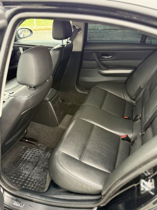 Bmw seria 3 E90 320D Cutie automata