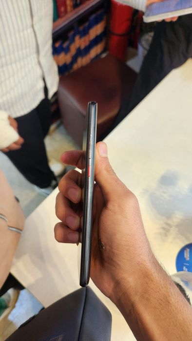 Xiaomi 9T sotiladi ideal obmen bor