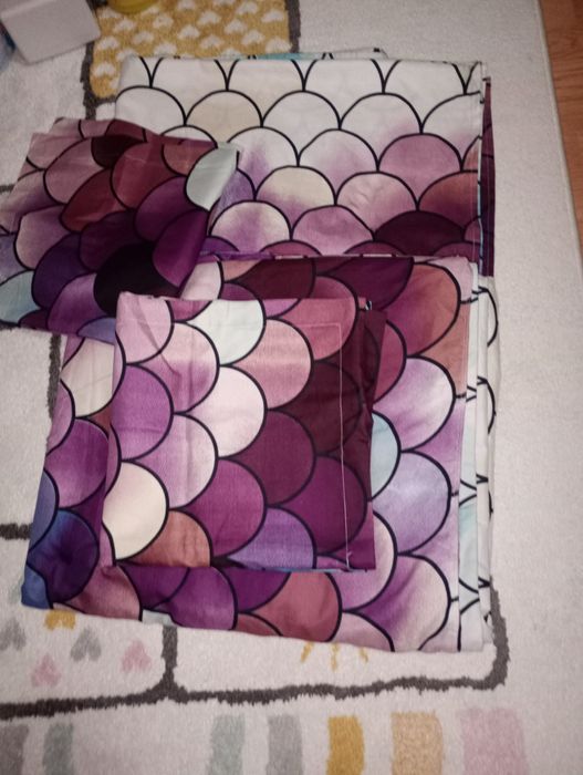 Vând lenjerie de pat completă