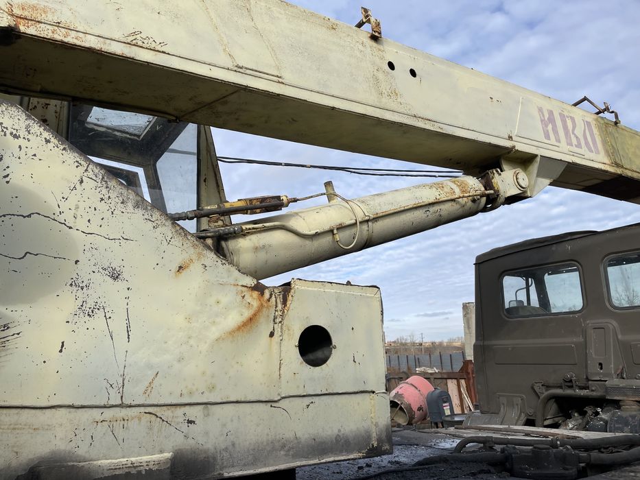 Продам кран.