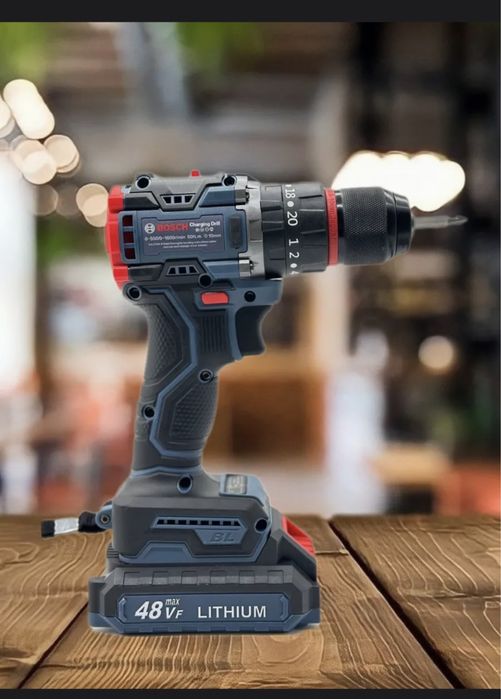 Шуруповерт бес щеточный  Bosch новые