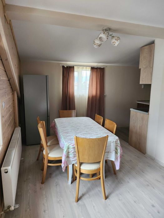 Дава се под наем Етаж от къща в Банско - 80 кв.м за 612 € - Снимка #2