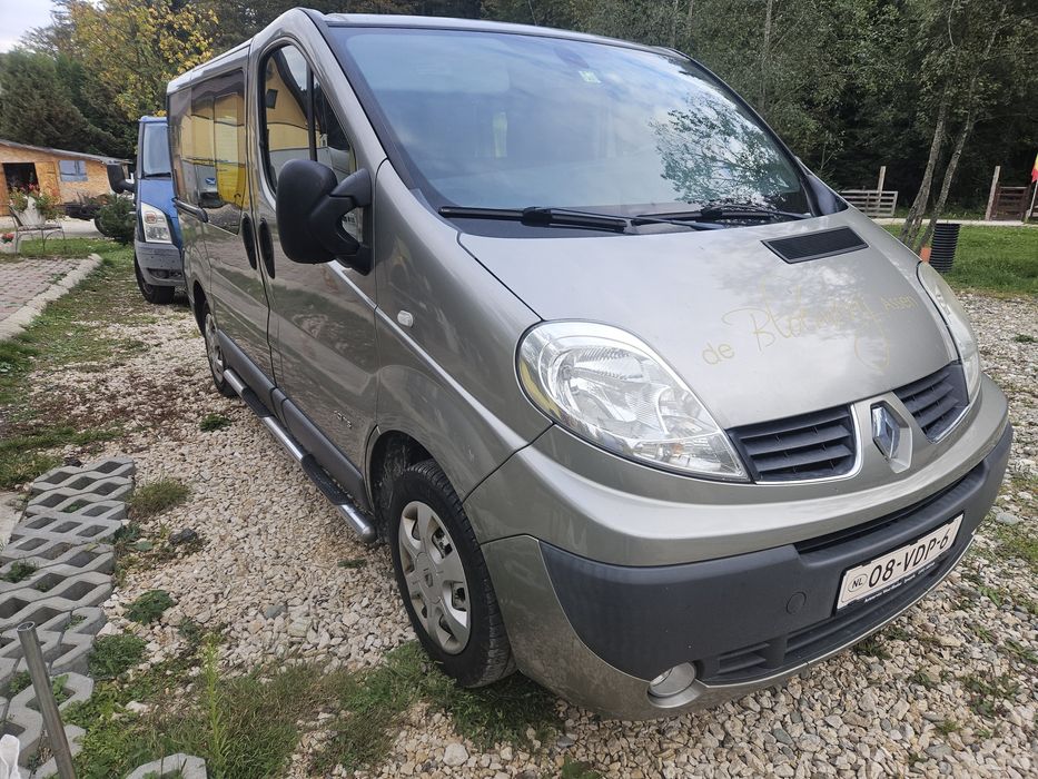 Vând Renault Trafic 2.0