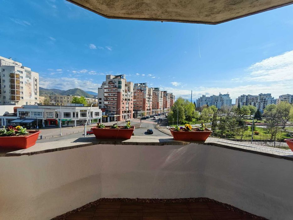 chirie apartament 3 camere ultracentral