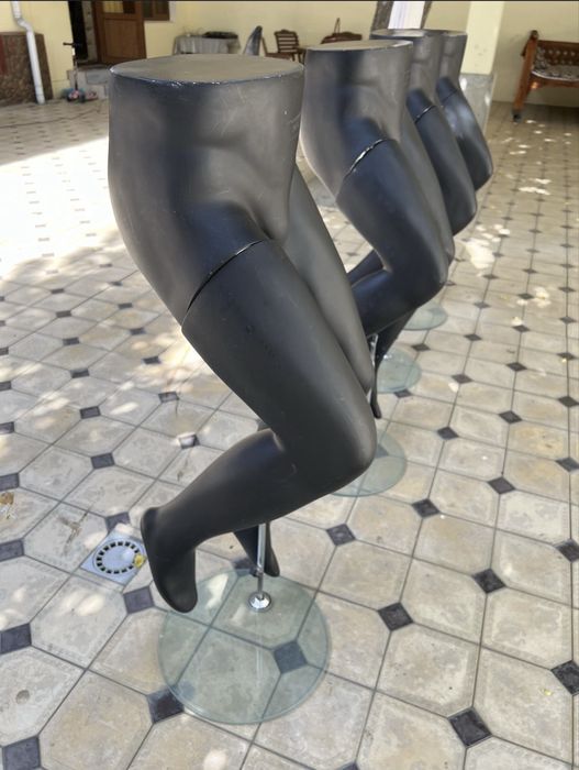 Maniken oyoq sotiladi turkiyaniki