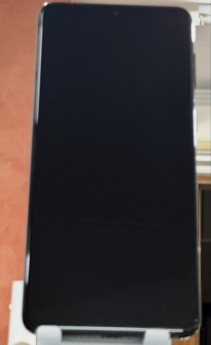 Samsung S21 Plus Pret 900 lei