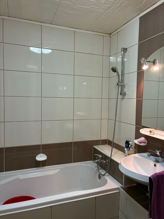 Vand apartament 3 camere vitro
